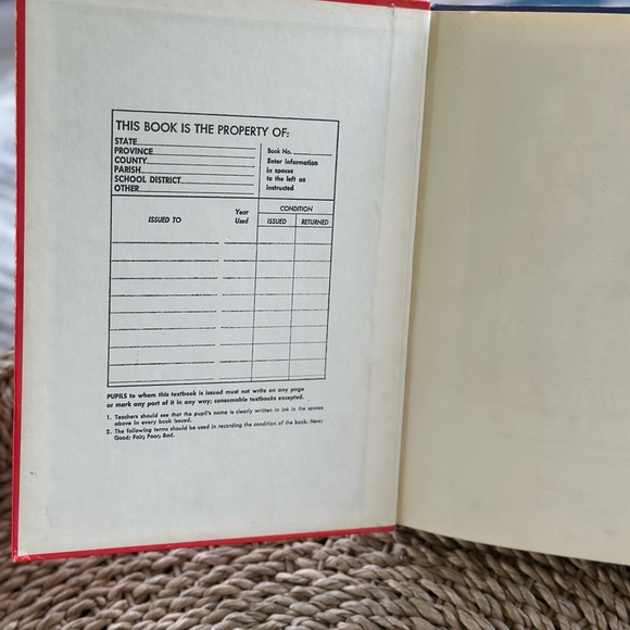 Macmillan Teacher Annotated First Dictionary - Picture 2 of 6